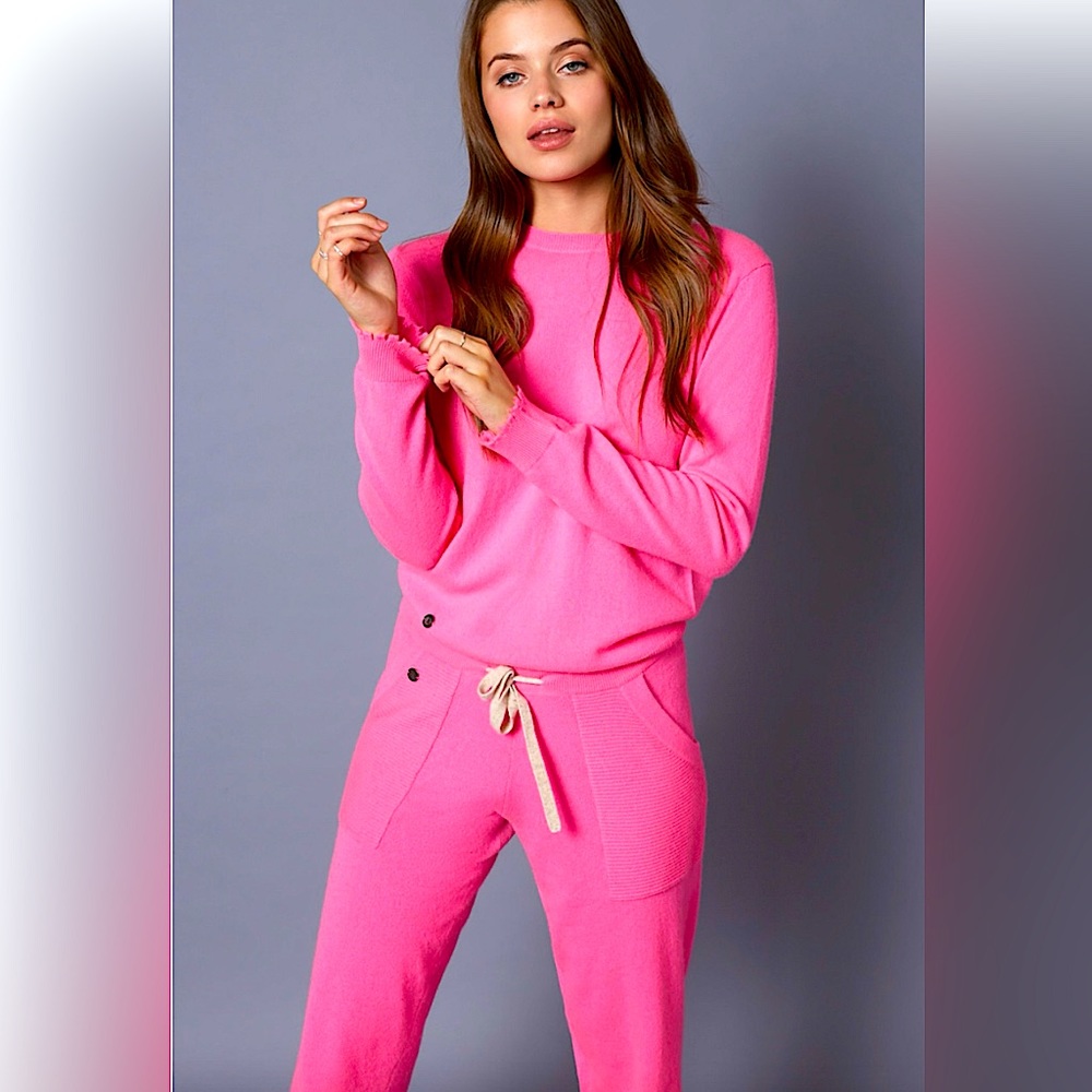 LUCY NAGLE CASHMERE! BRAND NEW! The FRAYED CUFF SWEATER! 100% Cashmere! Size S.